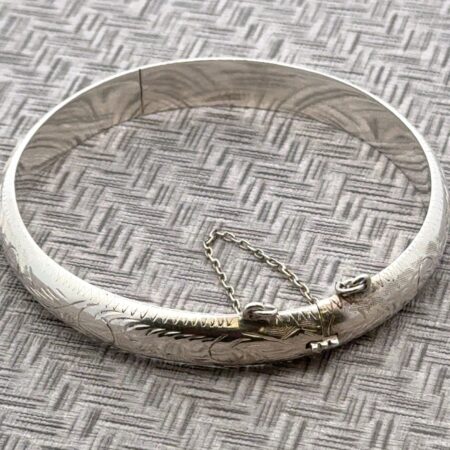 7.25” 925 Sterling Silver Hinged Bangle Bracelet 9mm 10 Grams