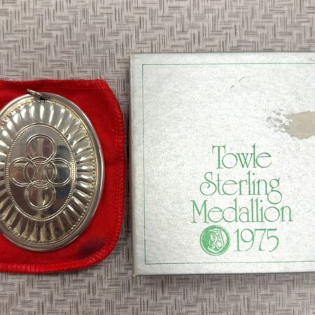Towle Sterling Silver 1975 Christmas Ornament 12 Days Of Xmas Box/Pouch 25 Grams