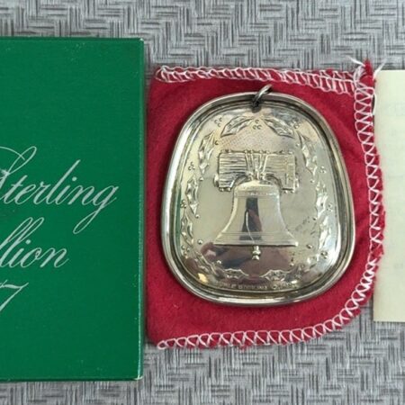 1977 Towle Sterling Silver Liberty Bell 12 Days Of Xmas Ornament Box/Pouch/Card