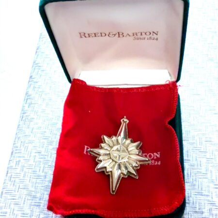 Reed & Barton Sterling Silver 1978 Annual Christmas Star Ornament Pouch and Box