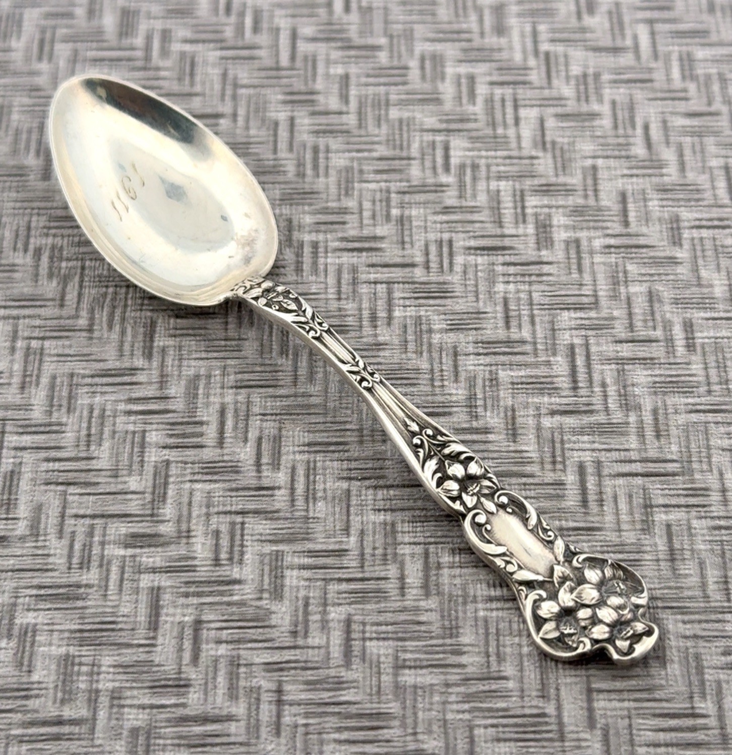 3.75” Vintage Watson Bridal Flower 925 Sterling Silver Demitasse Spoon England