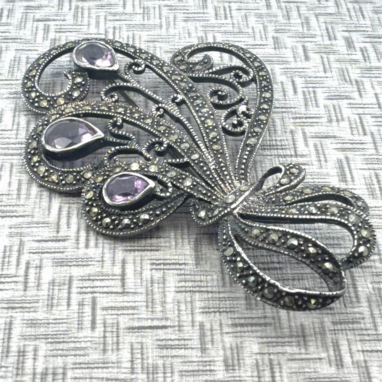 Vintage 925 Sterling Marcasite And 3 Pear Shape Amethyst Ribbon Bouquet 20g