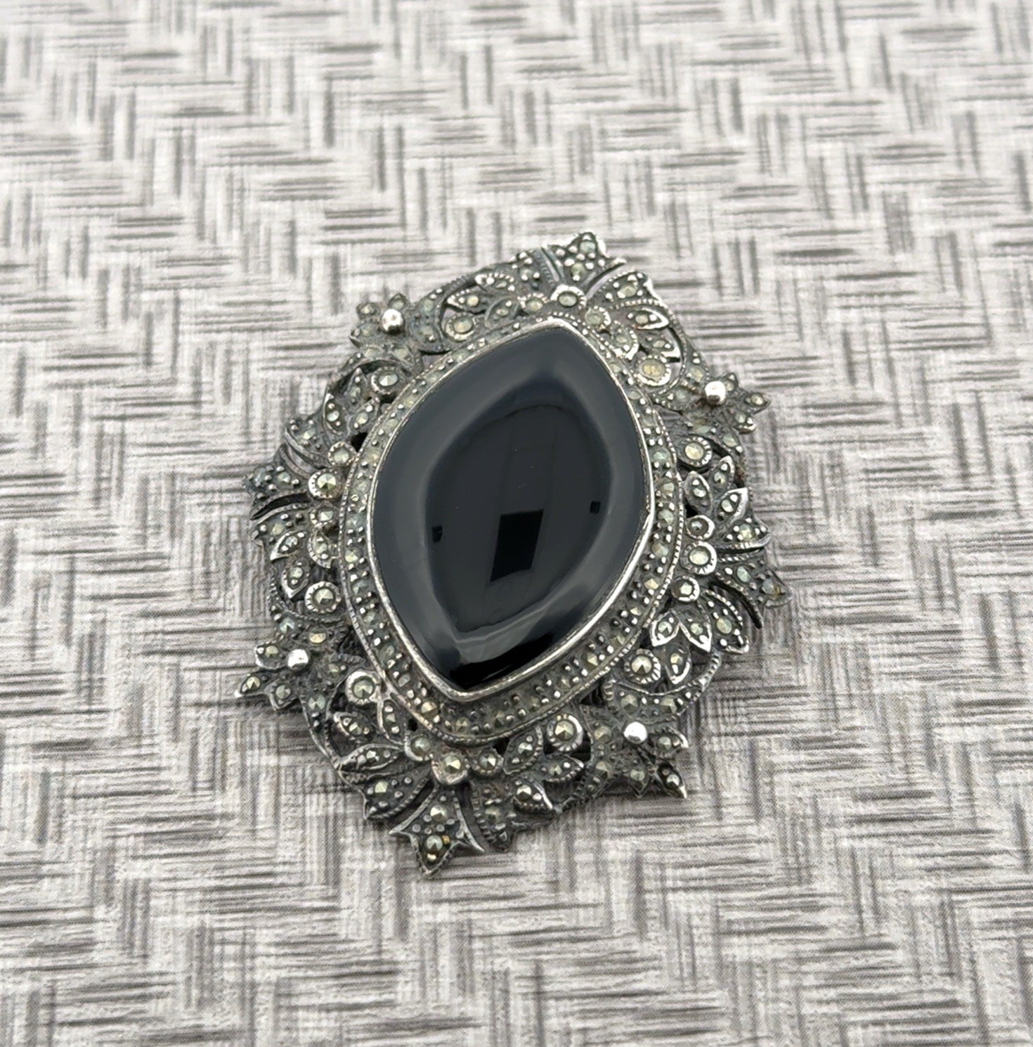 Vintage 925 Sterling Silver Marcasite & Black Onyx Brooch/Pin/Pendant 12.9g