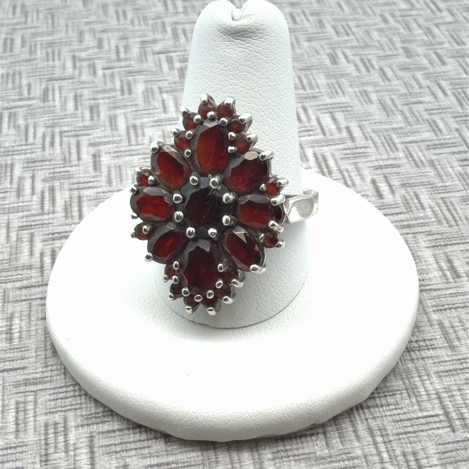 Size 9.5 Sterling Silver Bohemian Style Garnet Cluster Ring 8.6g