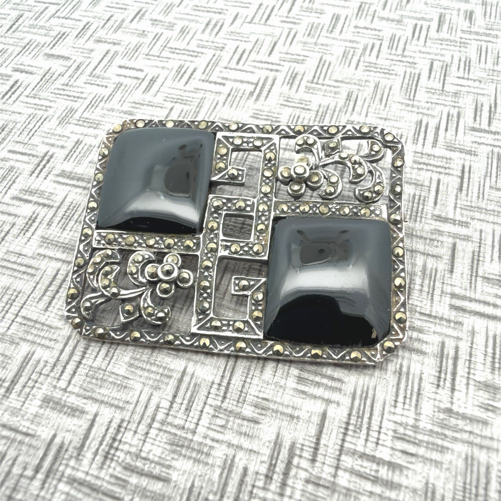 Art Deco 925 Sterling Silver Black Onyx And Marcasite Brooch Pin 13.6g