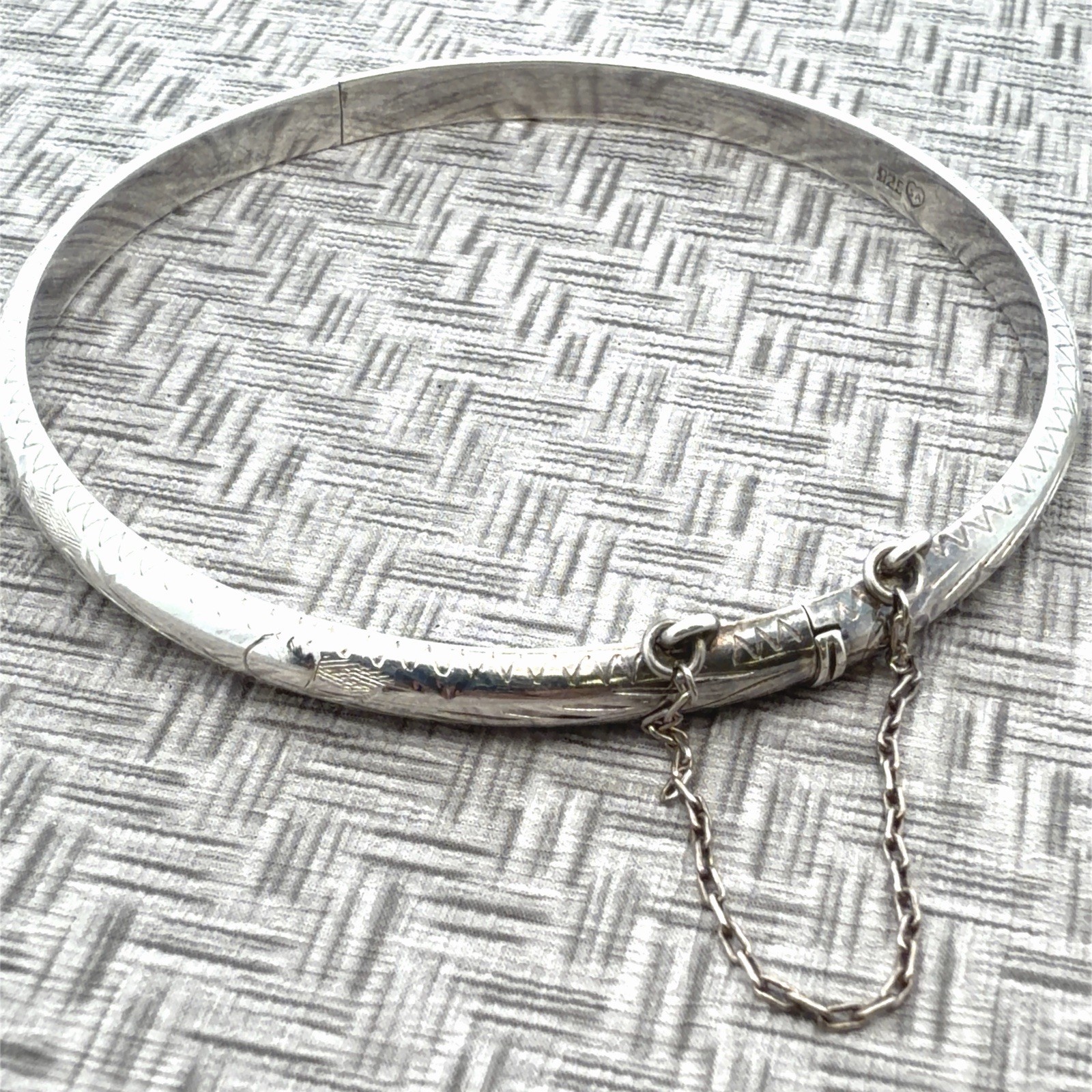 Stefani Argento Signed 7”x5mm Hinged Bangle Bracelet 6.5g