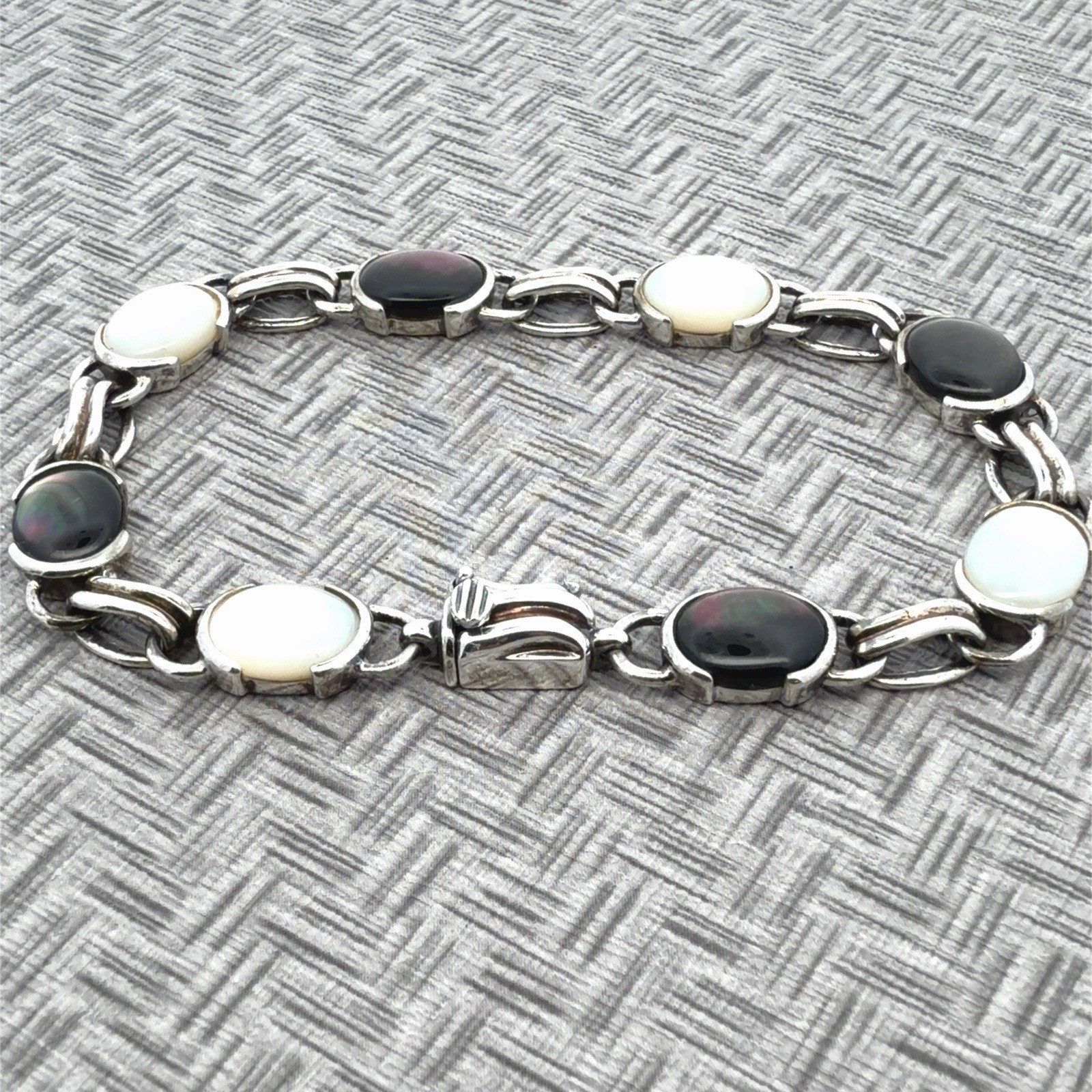 7.5” Mother Of Pearl And Abalone 925 Sterling Silver Bracelet 15.8g