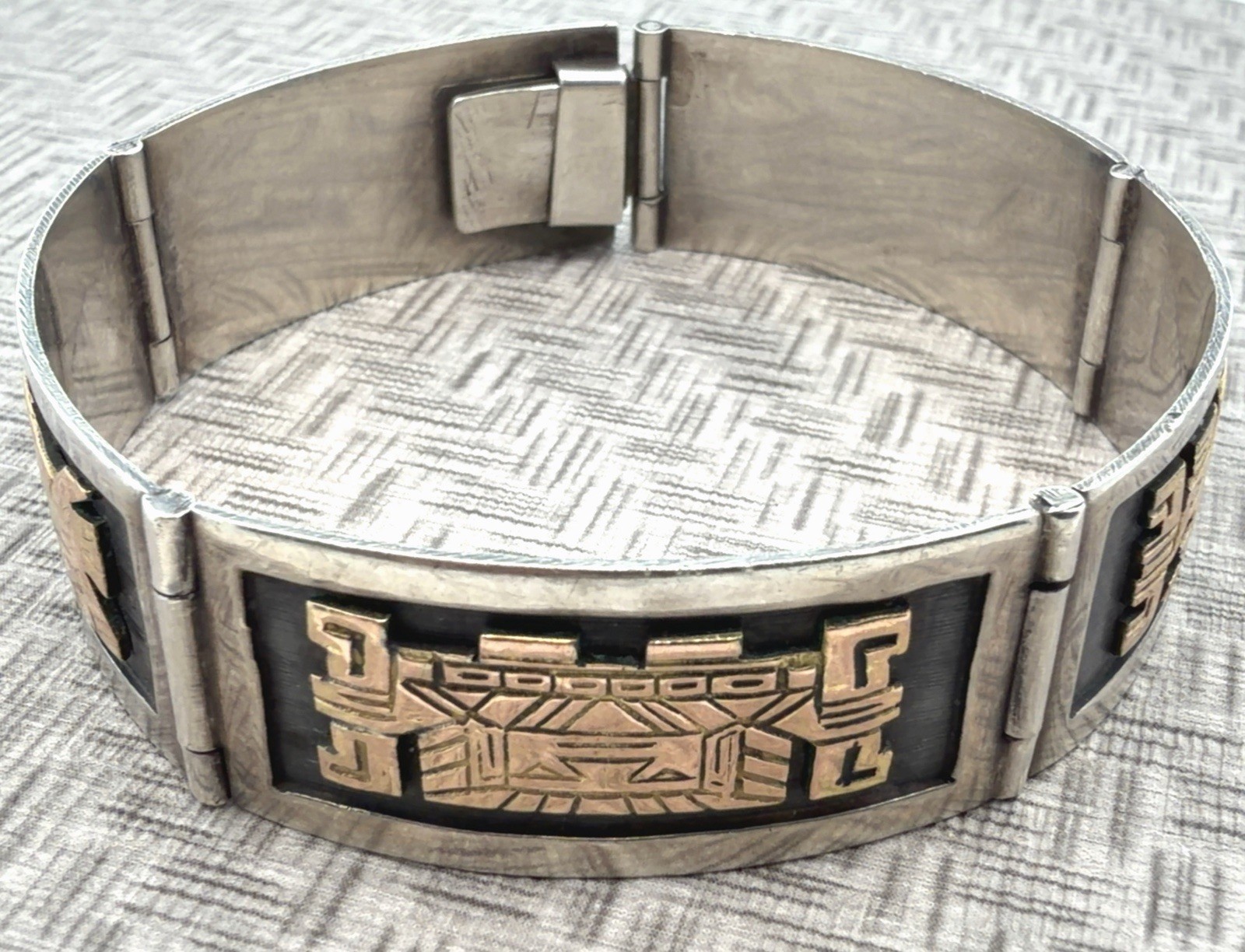 8” Vintage Peruvian 925 Silver With 18k Gold Mythologic Motif Bracelet 29.6g