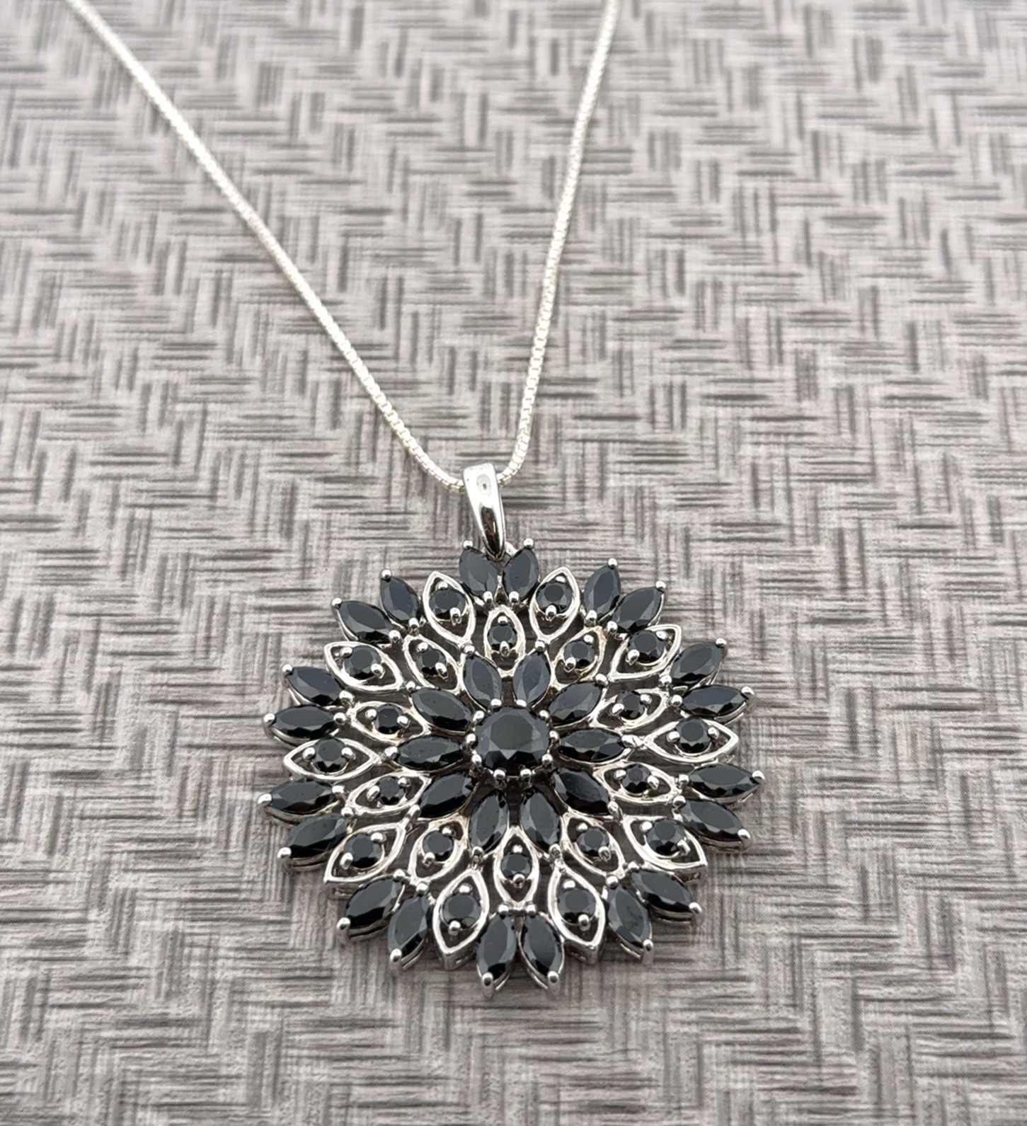 20” Sterling Silver 925 Black Cubic Zirconia Flower Pendant Box Chain Necklace
