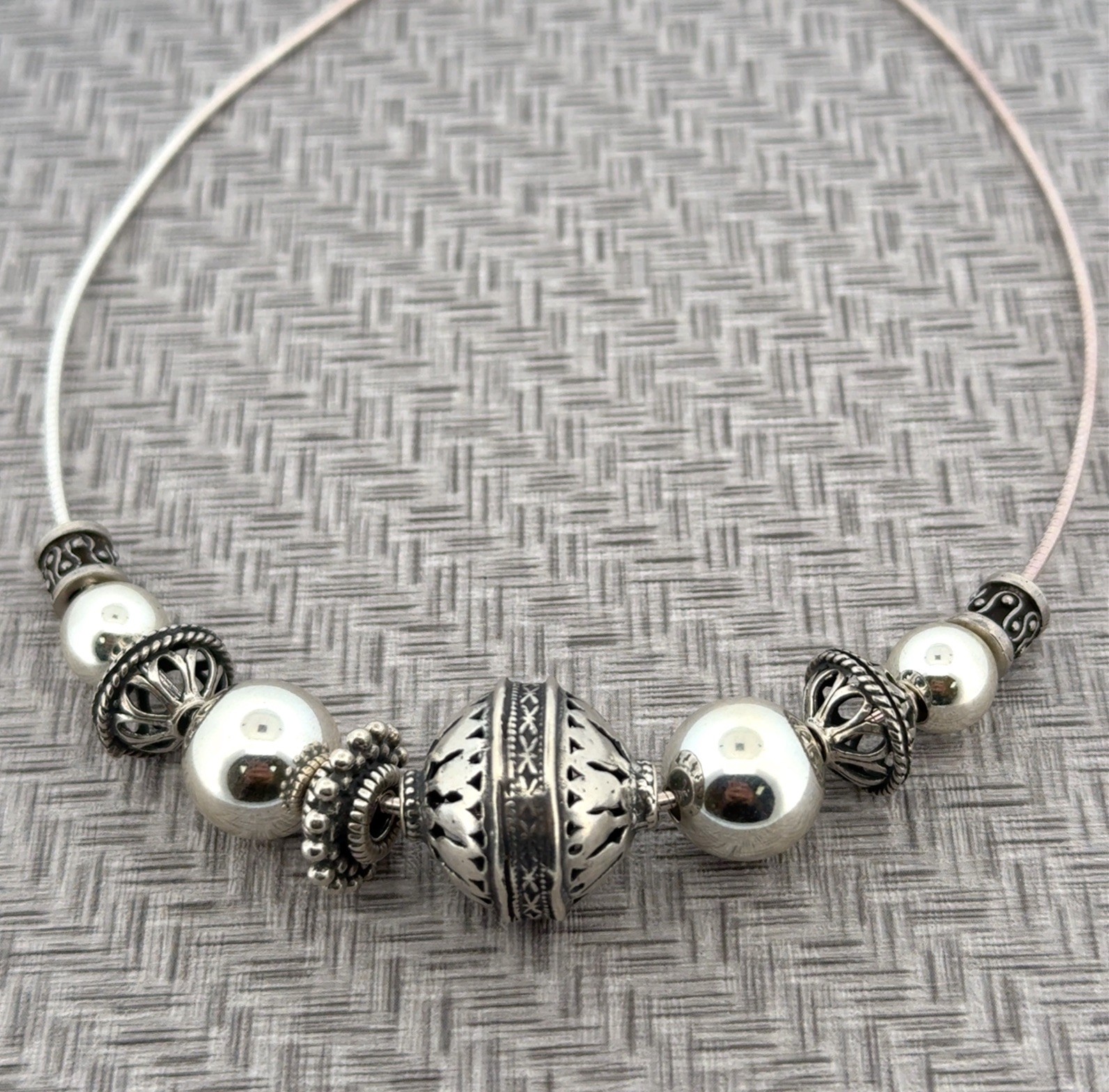 15” 925 Sterling Silver Graduated Beads Choker Necklace 31.6g