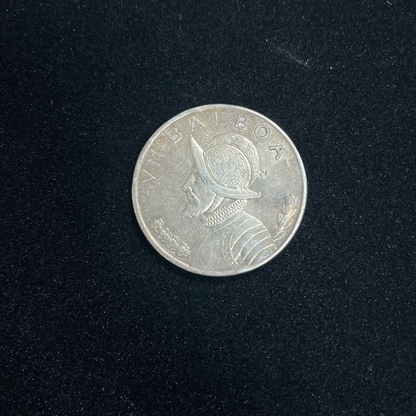 1947 PANAMA Large Silver CONQUISTADOR Old VINTAGE XF Silver BALBOA Coin