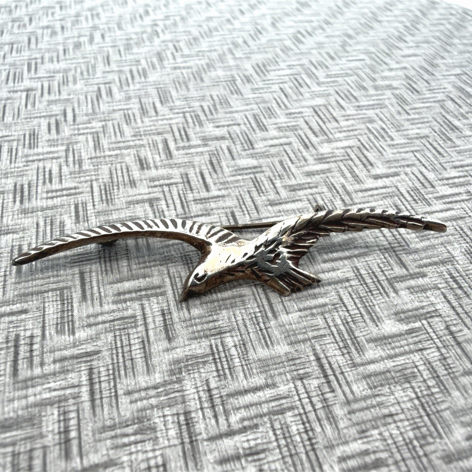 Saltillo 925 Sterling Silver Textured Wings Mexican Bird 1940s-1950s Pin 3.5g