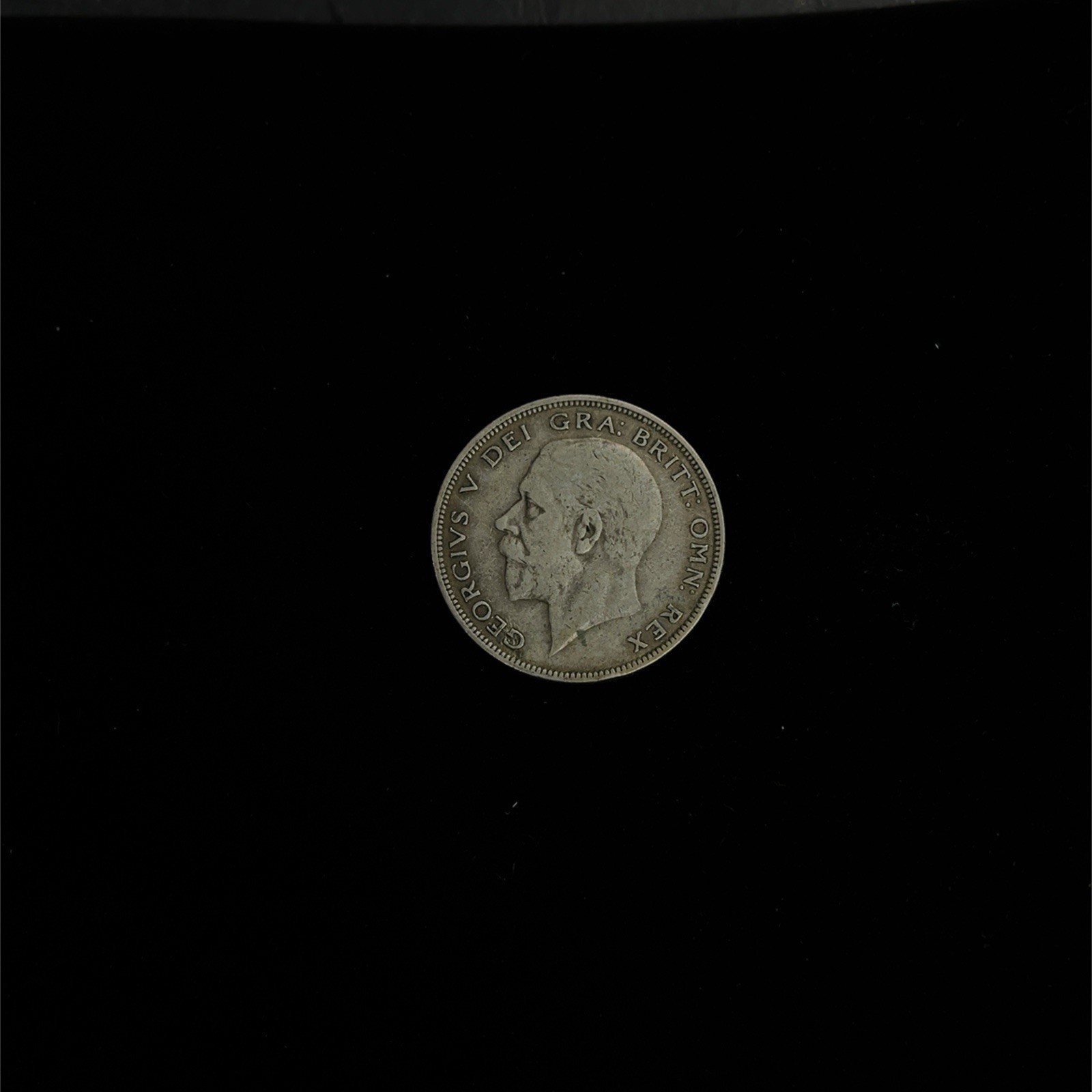 1933 Great Britain Half Crown King George V 50% Silver Coin KM#835
