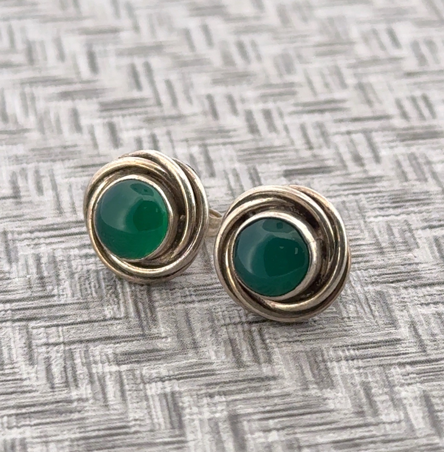 Vintage 925 Sterling Silver Green Onyx Stud Earrings 3.8g