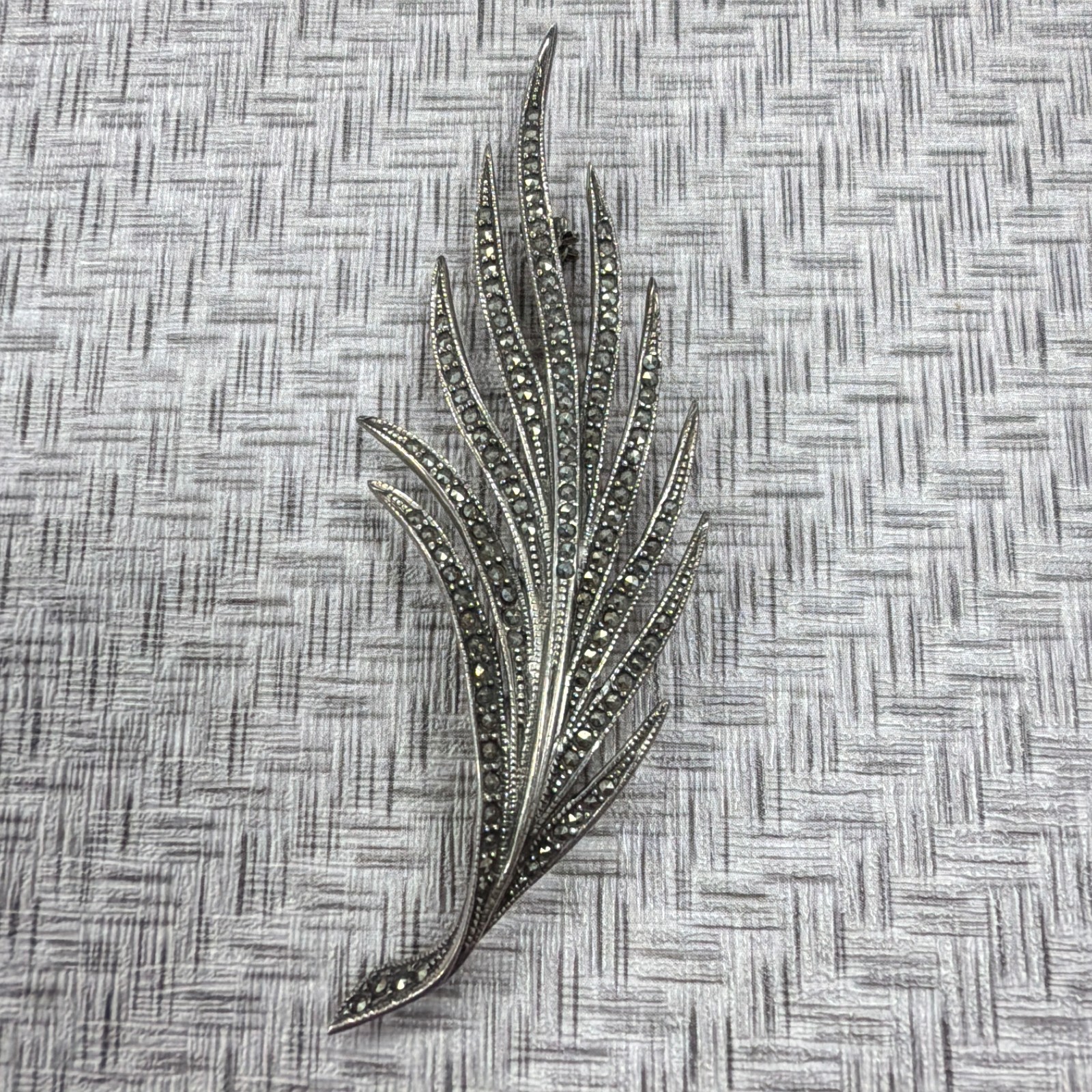 Vintage 925 Sterling Silver Feather Marcasite Brooch/Pin 9.9 Grams