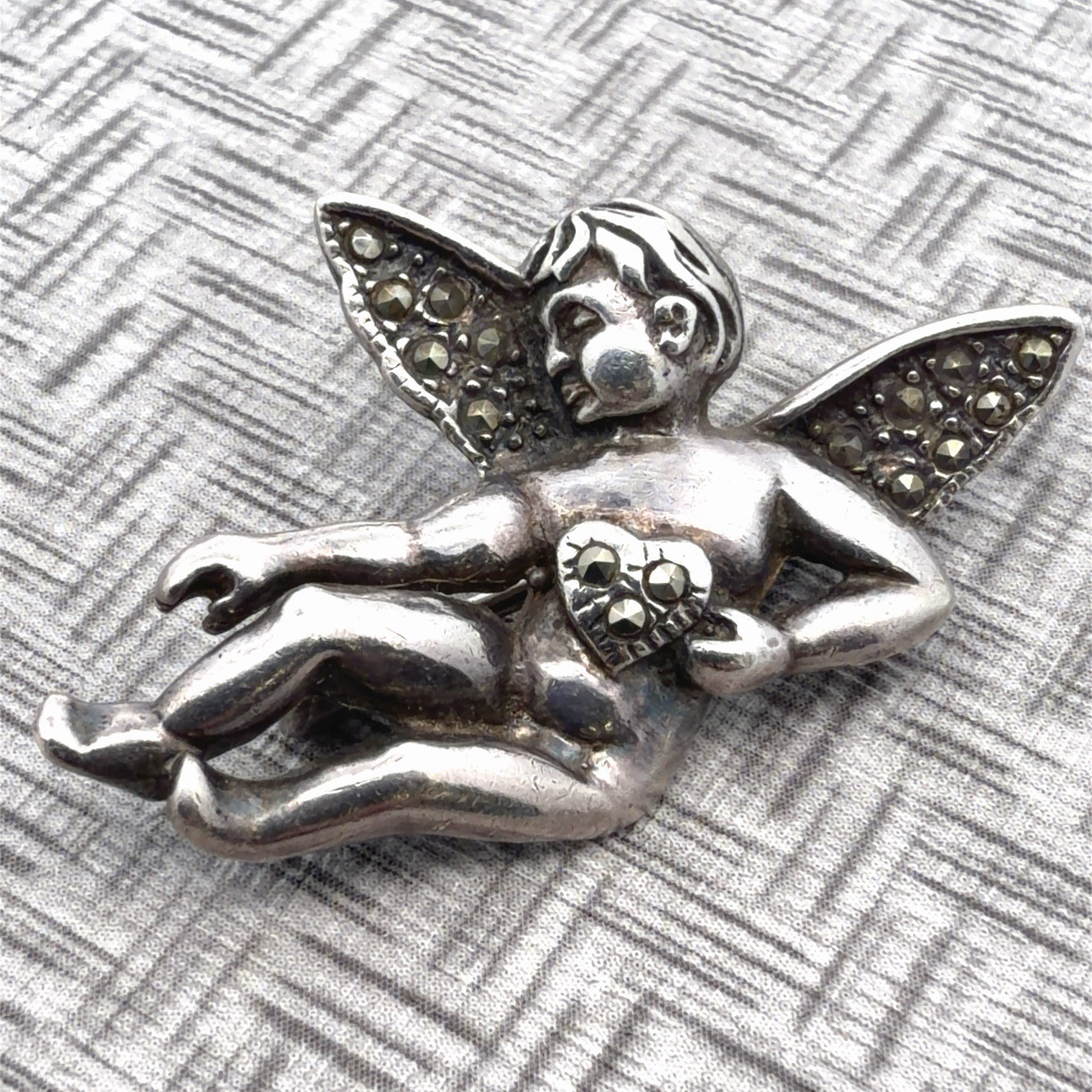 Vintage Sterling Silver Cherub w/ Marcasite Heart & Wings Brooch Pin 4.8g